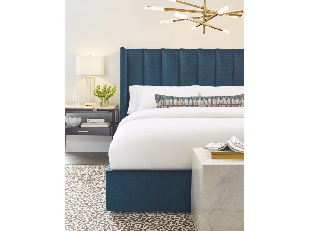 King Winged Bed - image 3