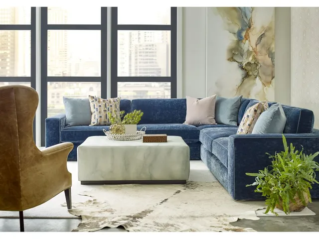 Max Sectional