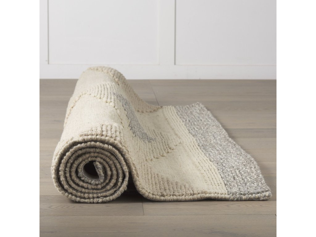 5X8 Gray Wool Hand Woven Diamond Patterned Rug - image 2