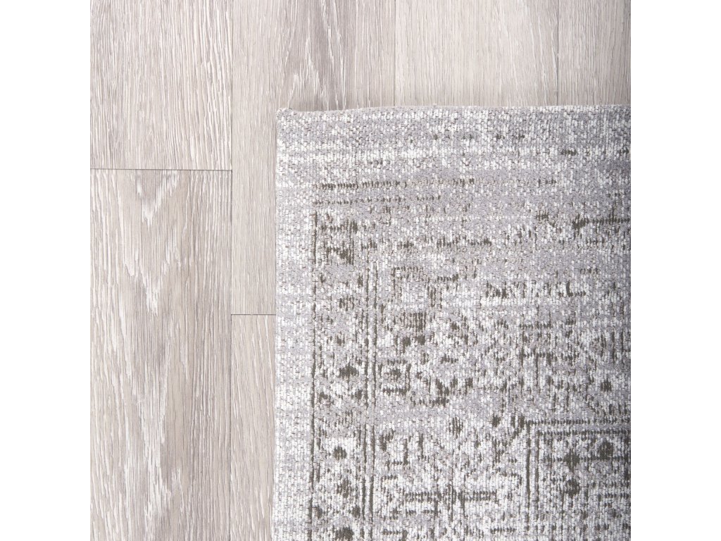 8 x 10 Rug - image 3