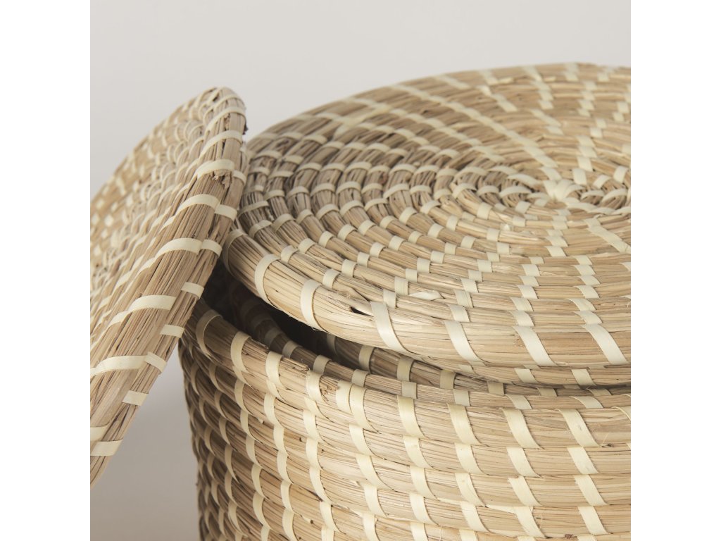 Set of 3 Nesting Seagrass & Palm Leaf Boxes With Lids - image 4