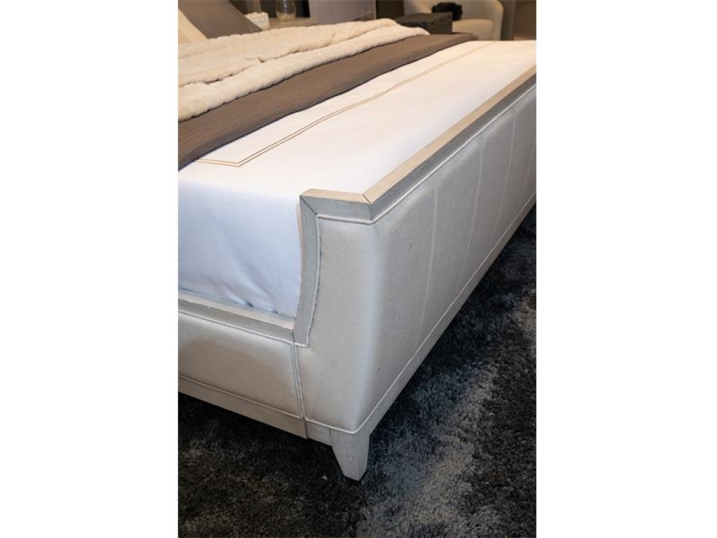 King Upholstered Footboard - image 6