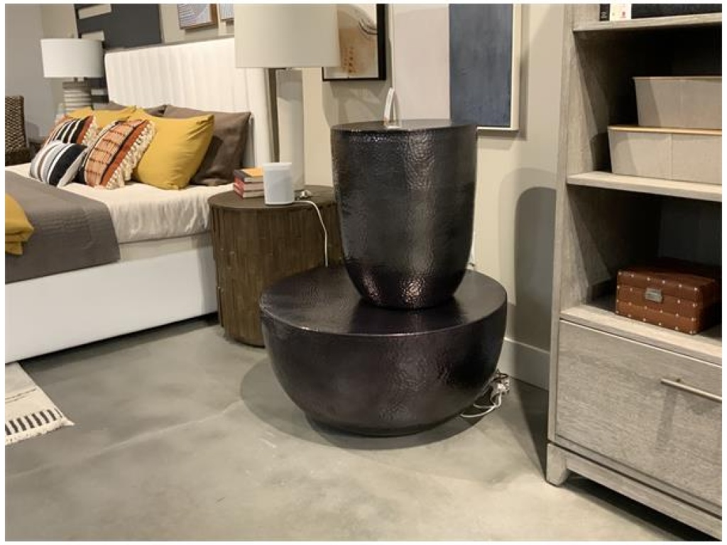 Round Side Table - image 1