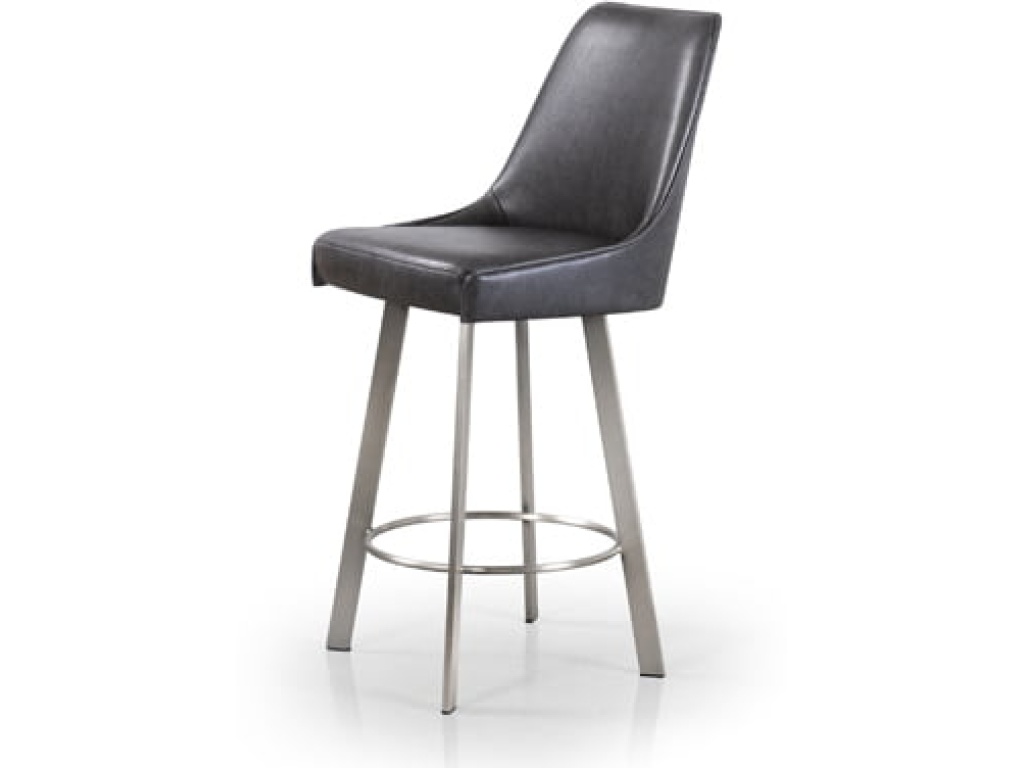 Olivia - image 6