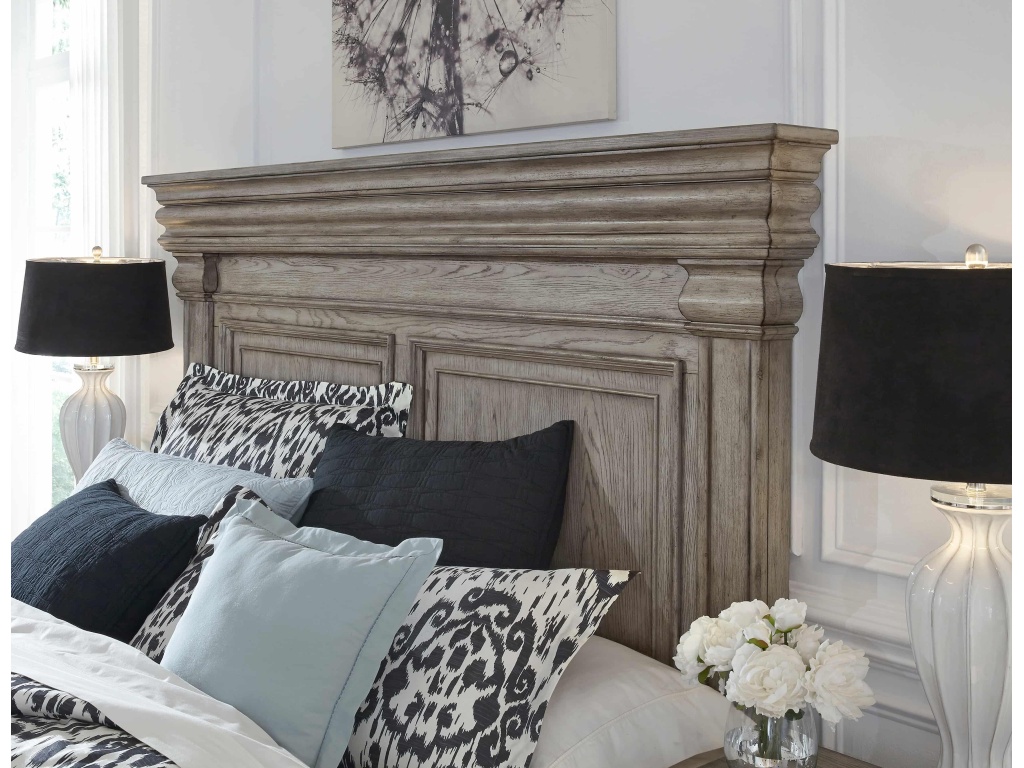 Madison Ridge Queen Bed with Blanket Chest Footboard - image 3