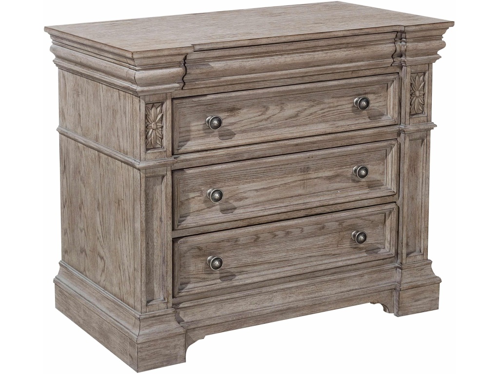 Kingsbury 4 Drawer Bachelor's Chest - main image