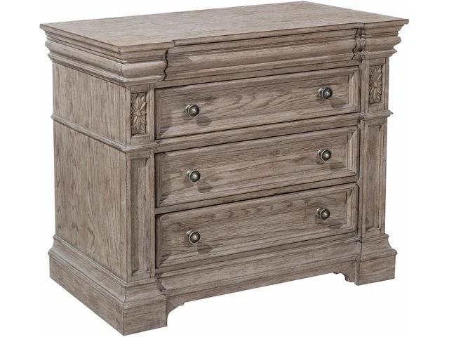 Kingsbury 4 Drawer Bachelor's Chest