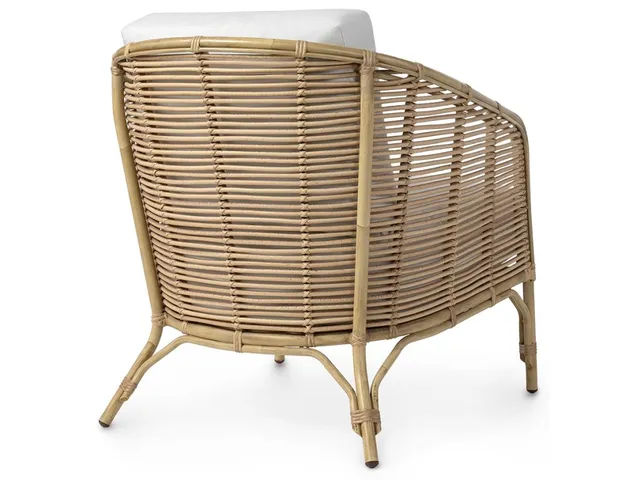 Camino Outdoor Lounge Chair, Natural - Alternative View