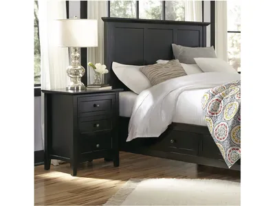 Paragon Three-Drawer Nightstand in Black - Alternative View