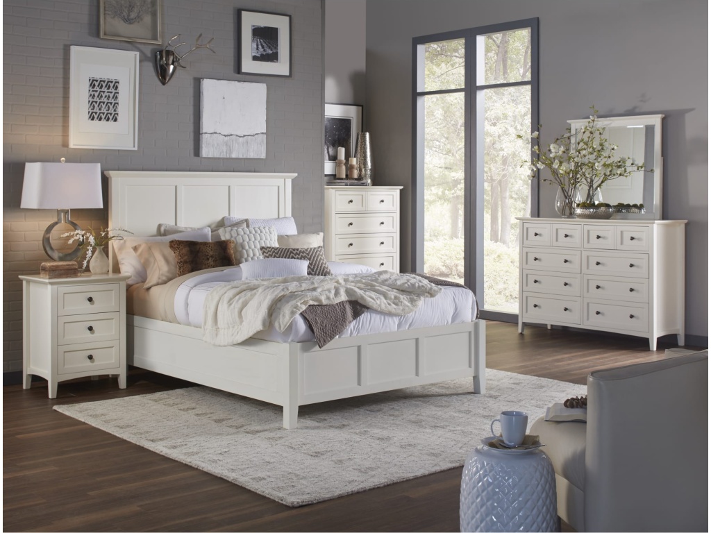 Paragon Wood Panel Bed in White - main image