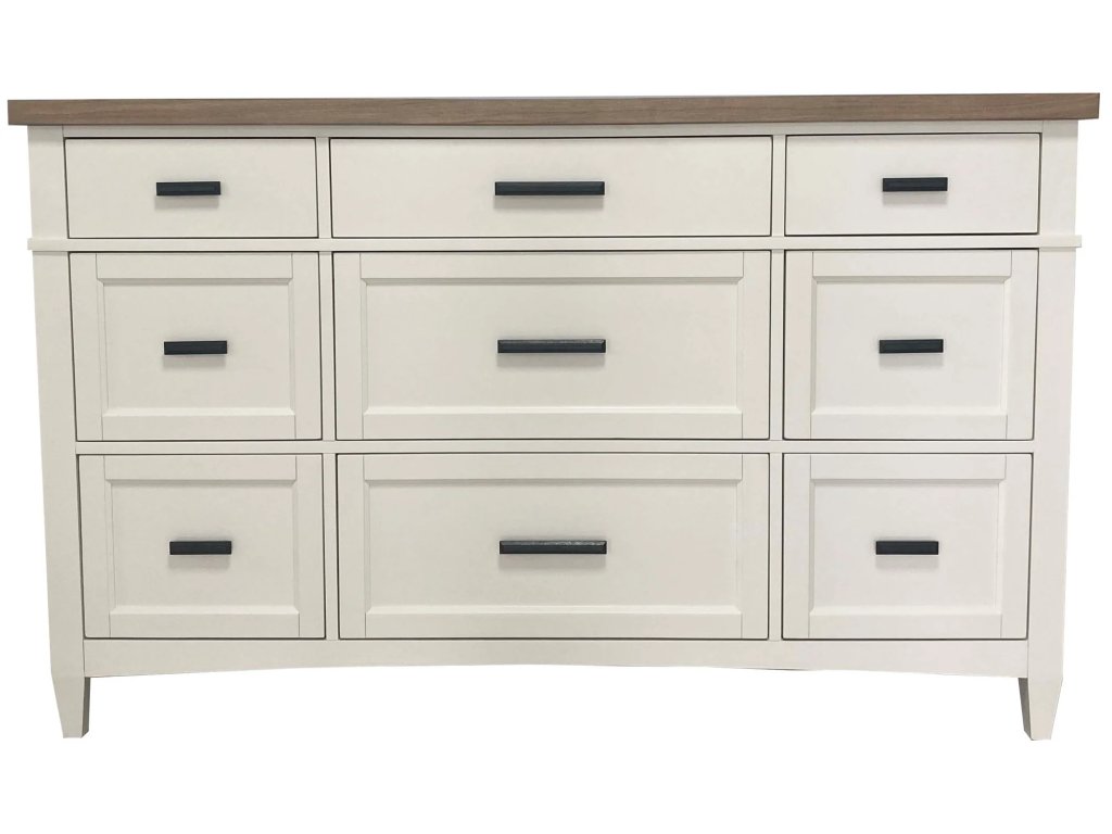 Bedroom 9 Drawer Dresser - image 2