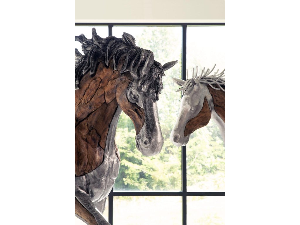 Mustang Horse Woodland Sculpture, Standing - image 4