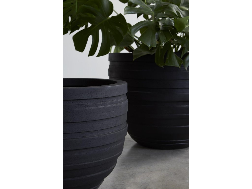 June Planter, Black, XS - image 4