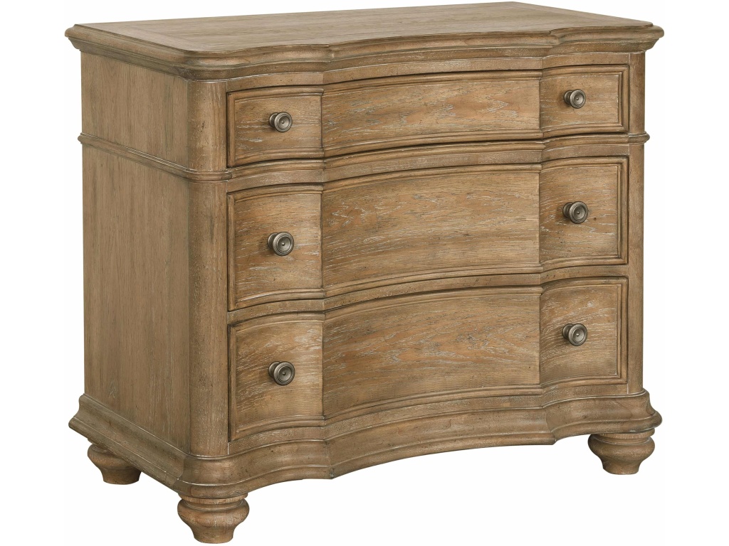 Weston Hills Bachelor's Chest - main image