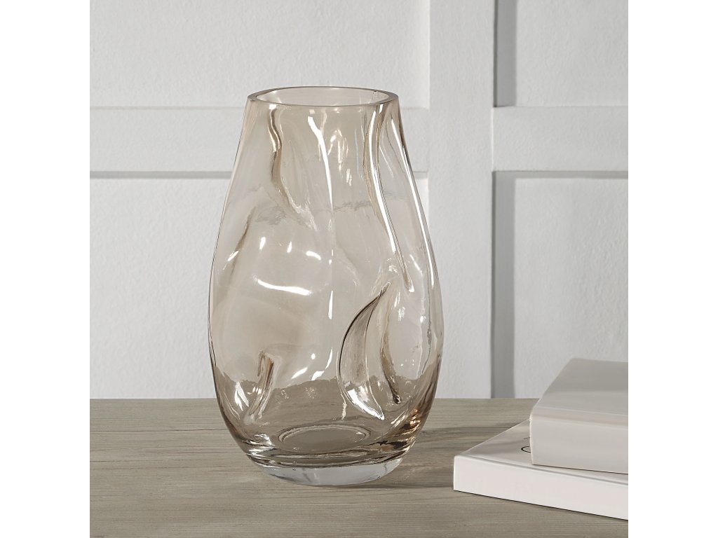 Tawny Vases - image 3