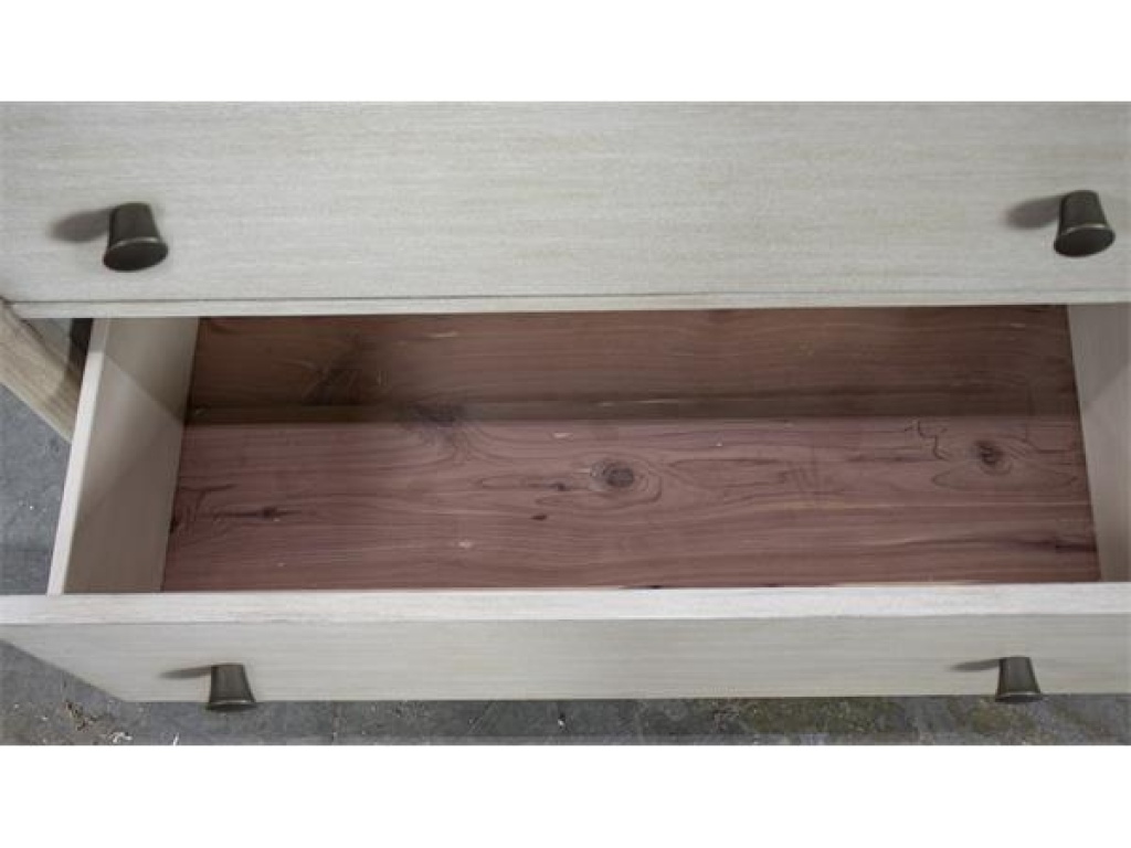 Eight Drawer Dresser - image 6