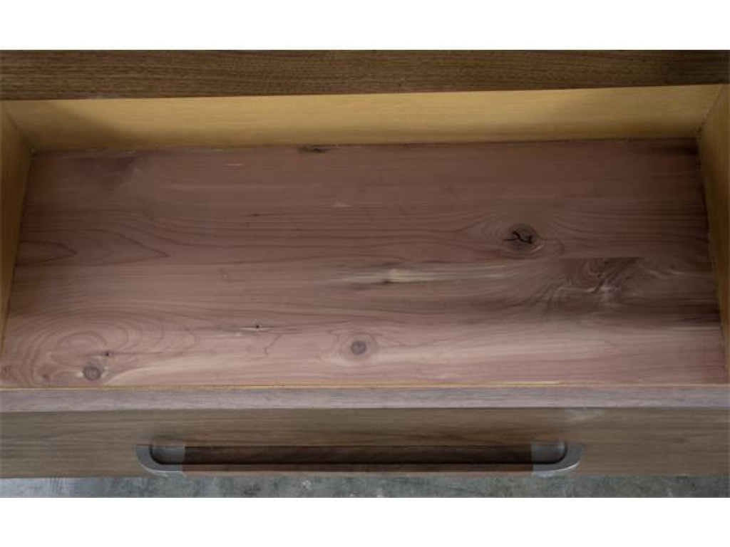 Six Drawer Dresser - image 7