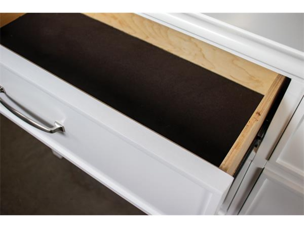 Six Drawer Dresser - image 3