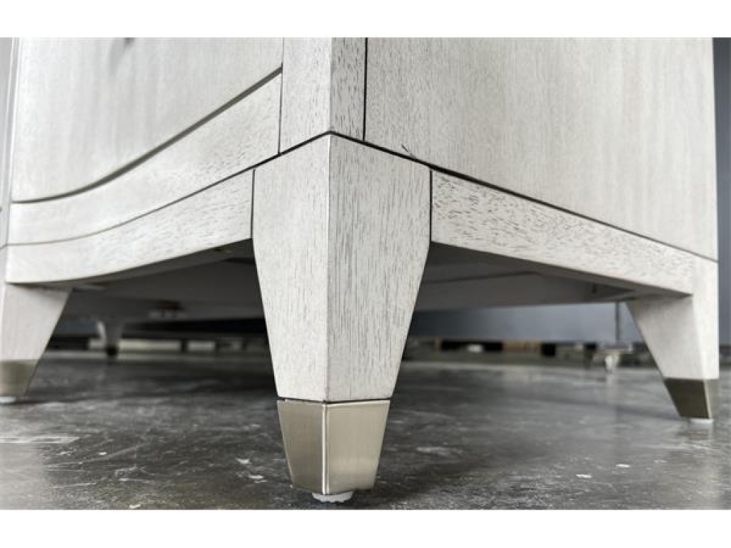 Nine Drawer Dresser - image 6