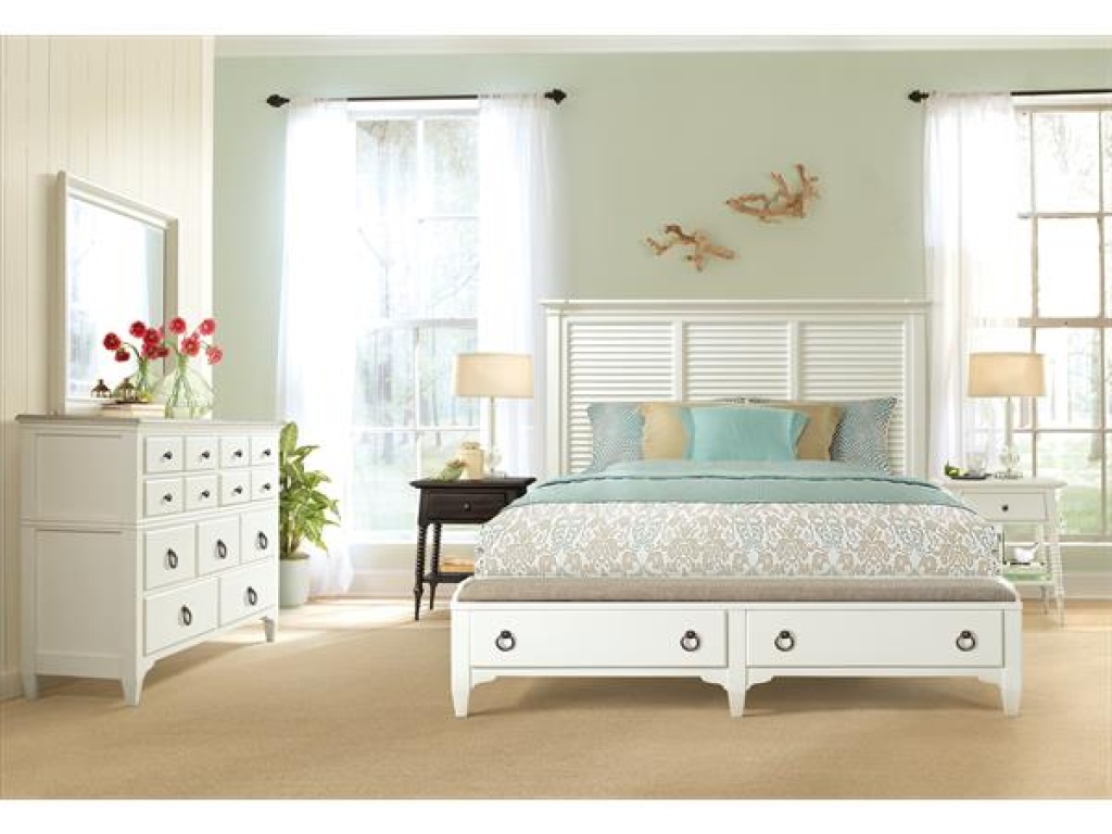 Nine Drawer Dresser - image 4