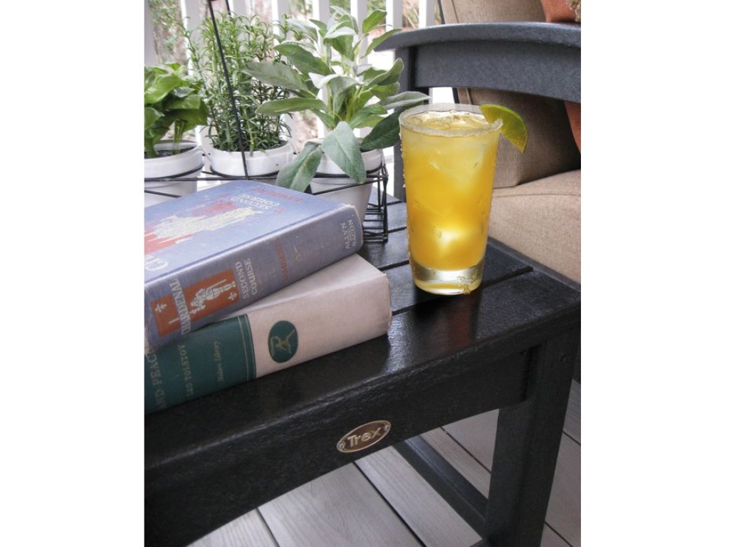 Rockport Club 18" Side Table - image 3