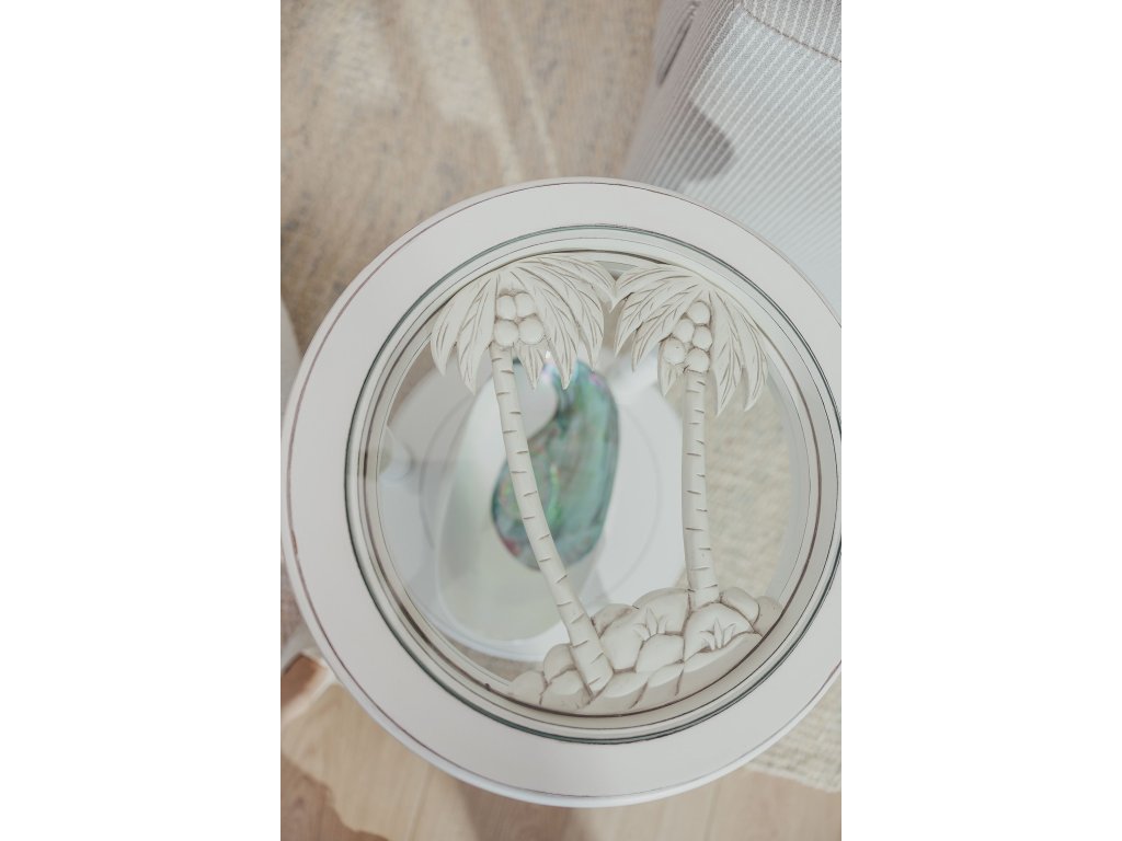 Sea Winds Monaco Round End Table with Palms Insert in Blanc - image 14