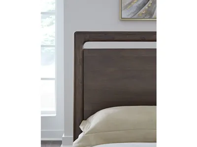 Sol Acacia Wood Platform Bed in Brown Spice