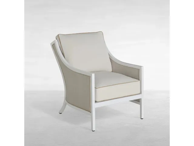 Hamilton Wicker Outdoor Lounge Chair