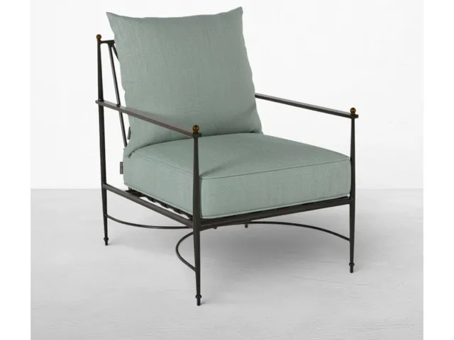 QS Roma Lounge Chair, Slate Gray with Cast Mist Cushions