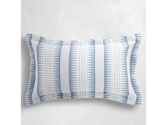 Spikes Outdoor Lumbar Pillow