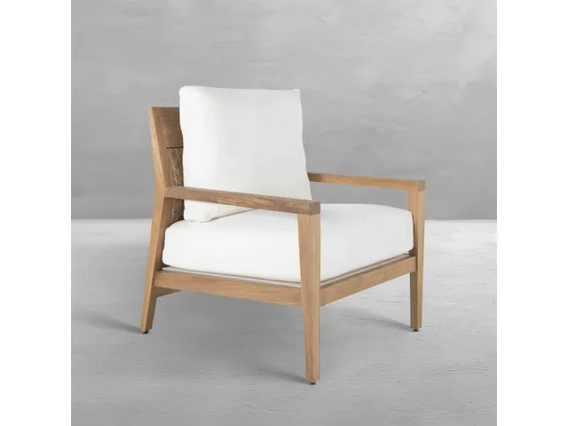 Savannah N-Dura Resin Wicker Outdoor Teak Lounge Chair
