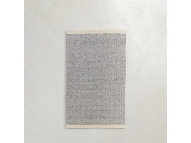 Heathered and Knotted Outdoor Area Rug - Alternative View