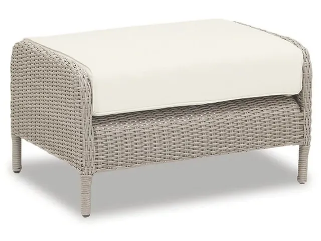 Manhattan Ottoman