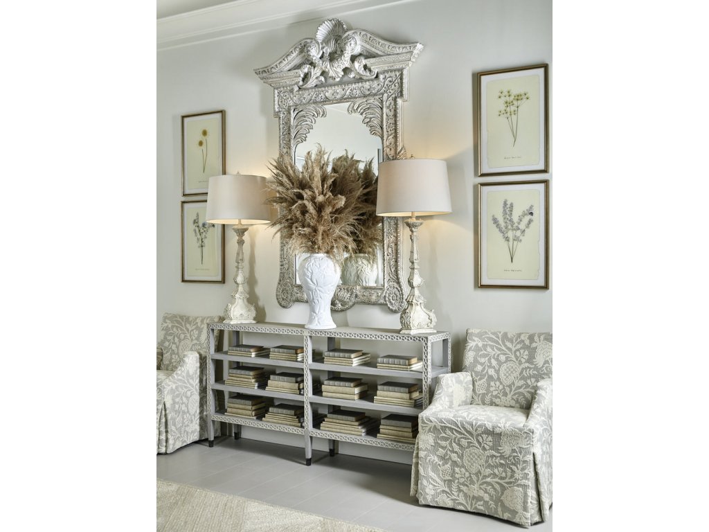 Lia Armchair - image 4
