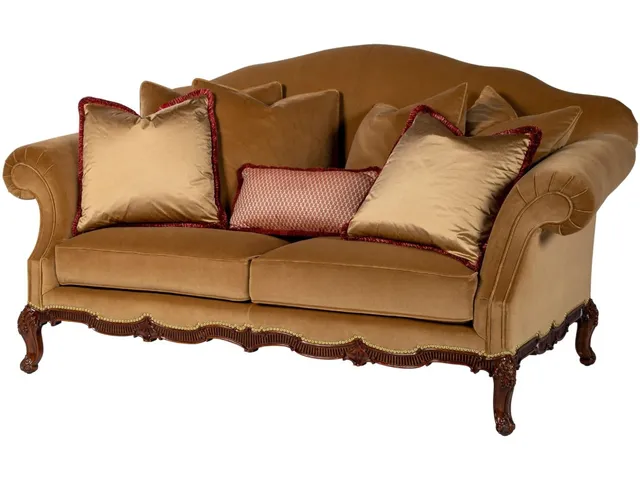 Gallery Loveseat
