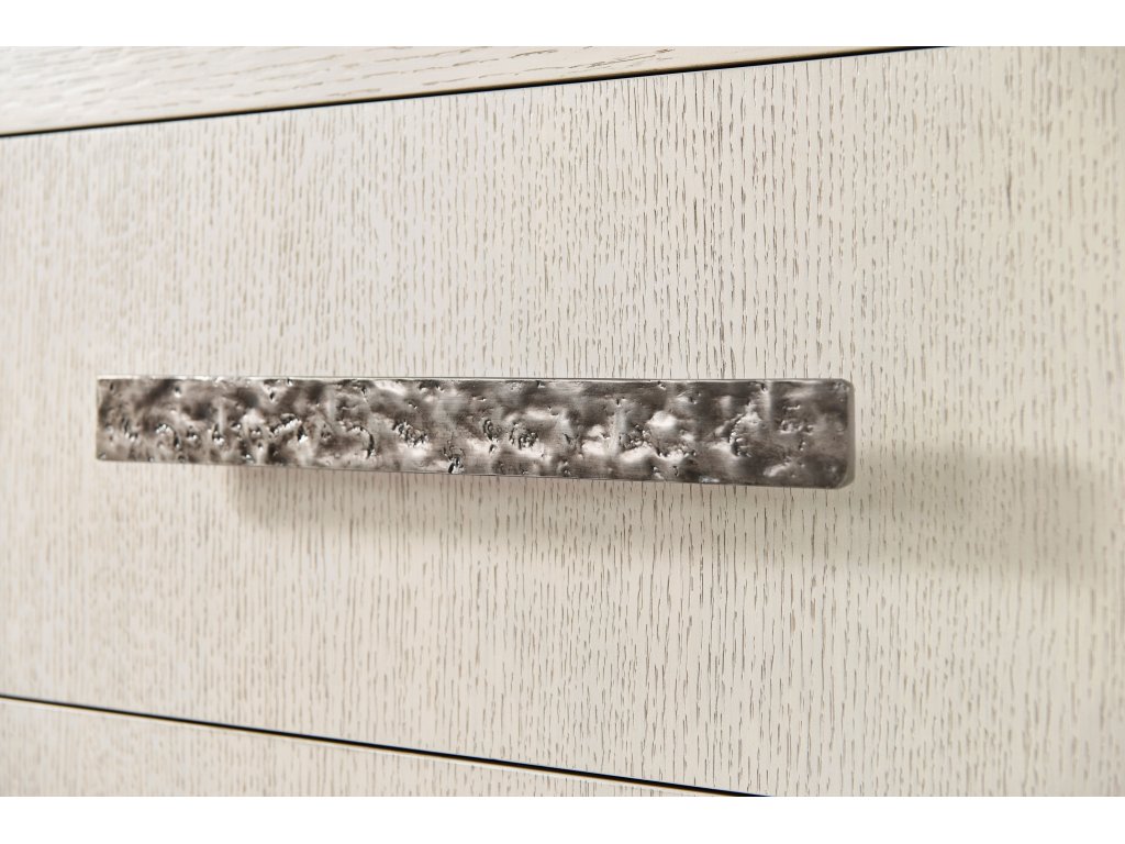 Essence Dresser - image 2