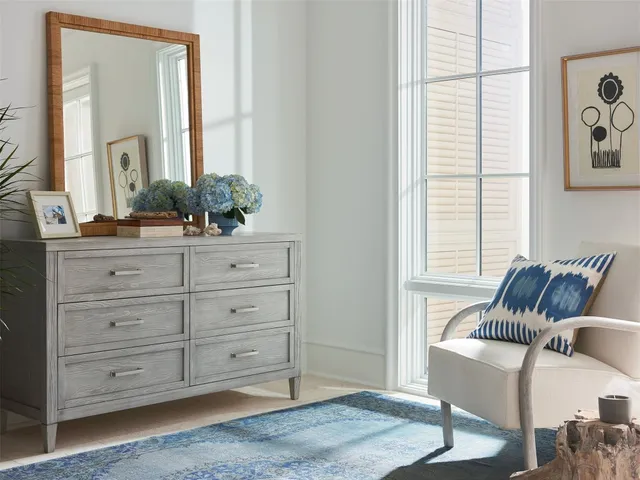 Long Key Mirror - Alternative View