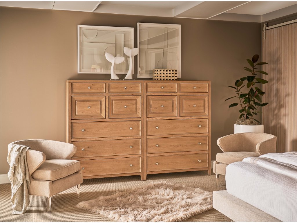 Weekender Chest - image 1