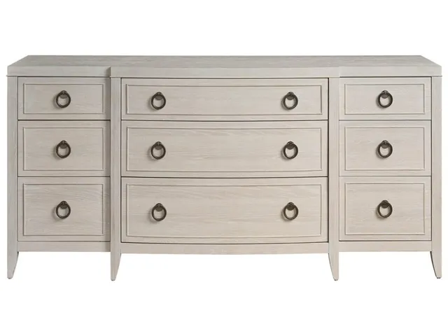 Avaline Dresser