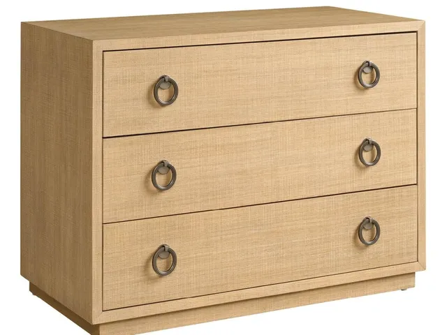 Ghizzano Chest - Alternative View