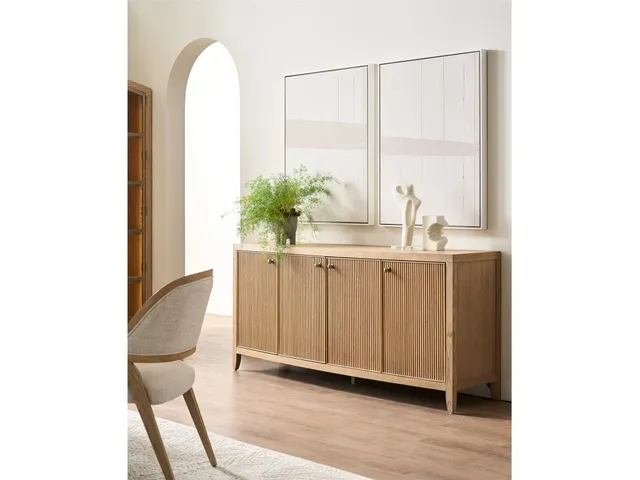 Carmen Credenza