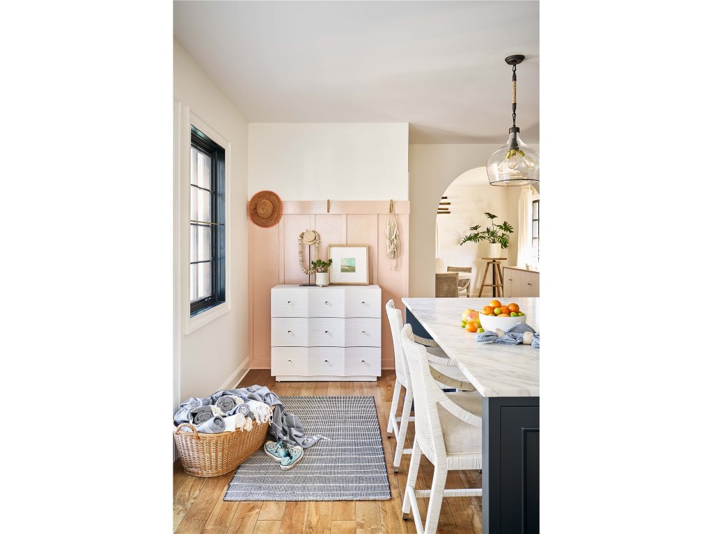 Saint Clair Chest - main image