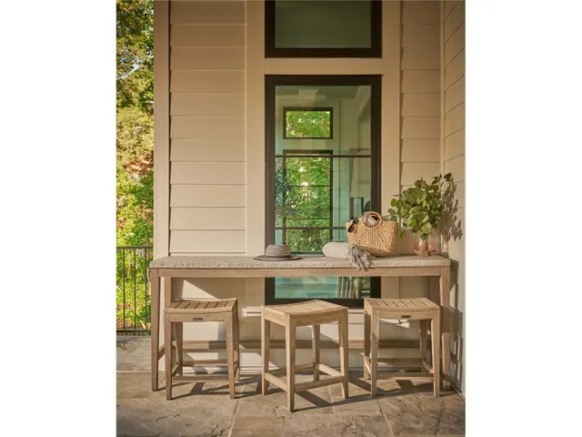 Saratoga Counter Stool