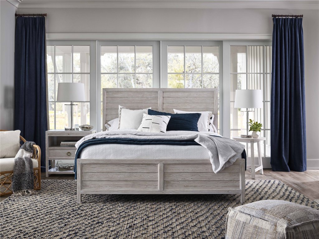 Getaway Panel Queen Bed - main image