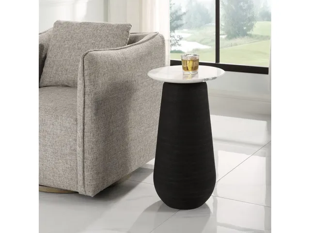 Total Eclipse Accent Table