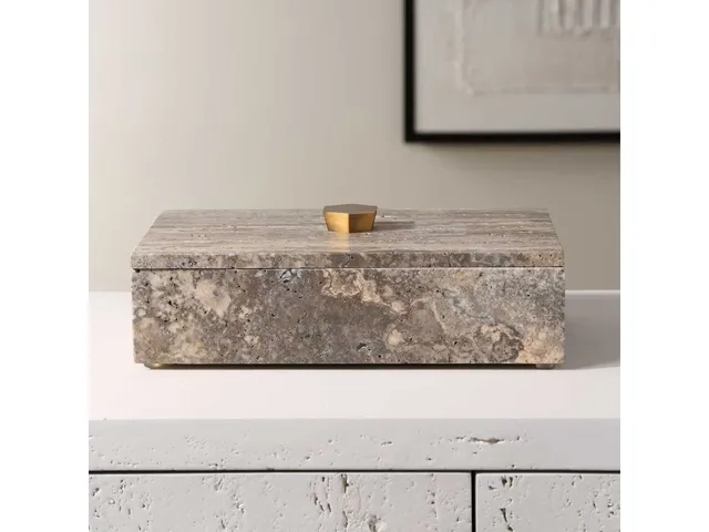 Griseus, Box - Alternative View