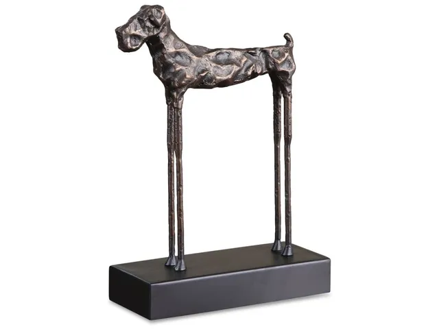 Maximus Figurine