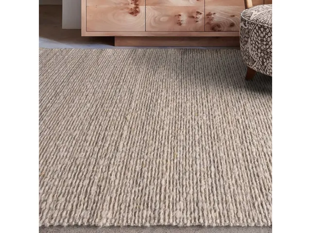 Lovelle, Ivory - Alternative View