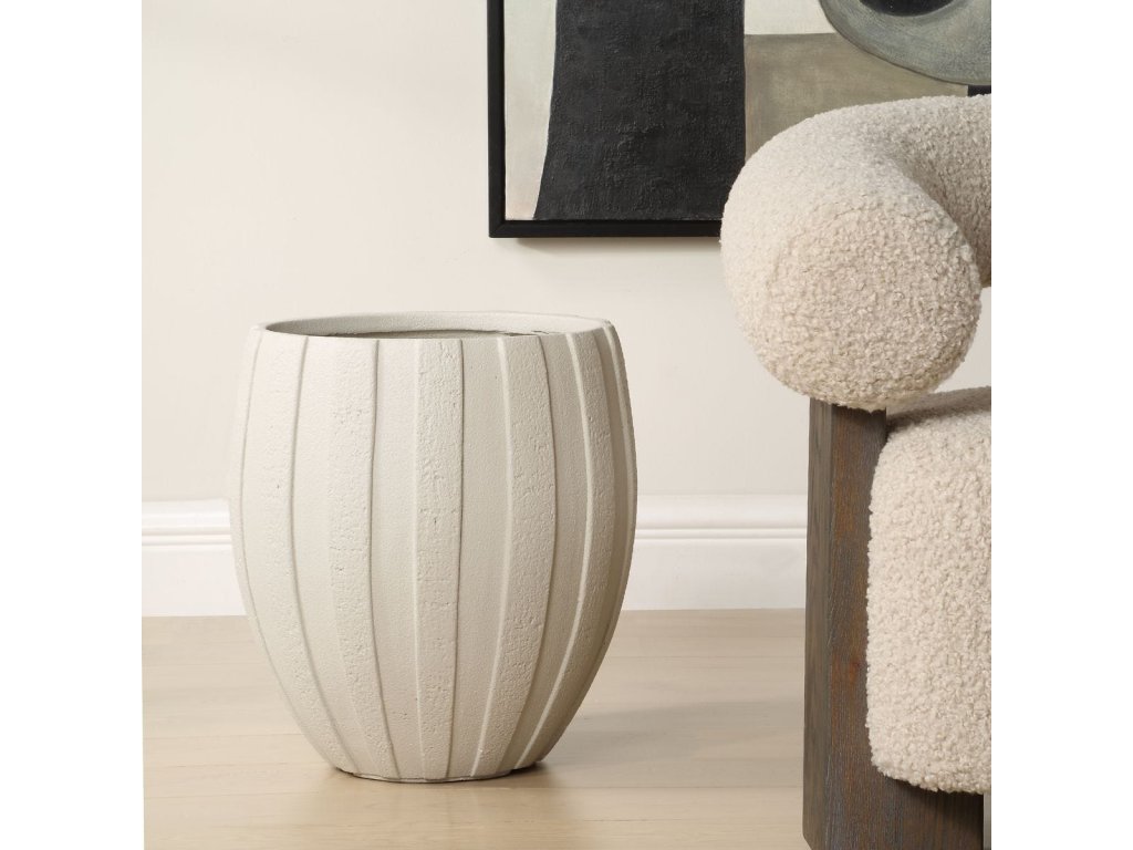 Ridgehaven Outdoor Planter - image 3