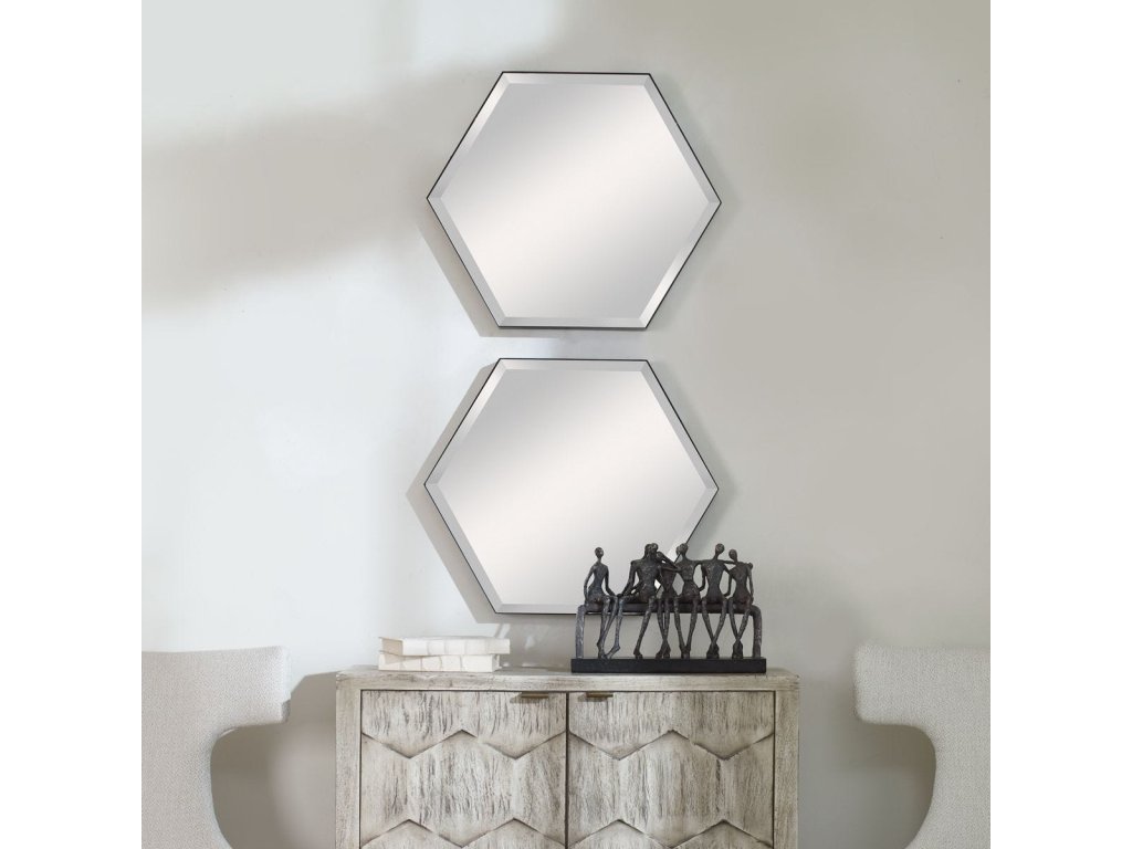 Amaya Hexagon, S/2 - image 1